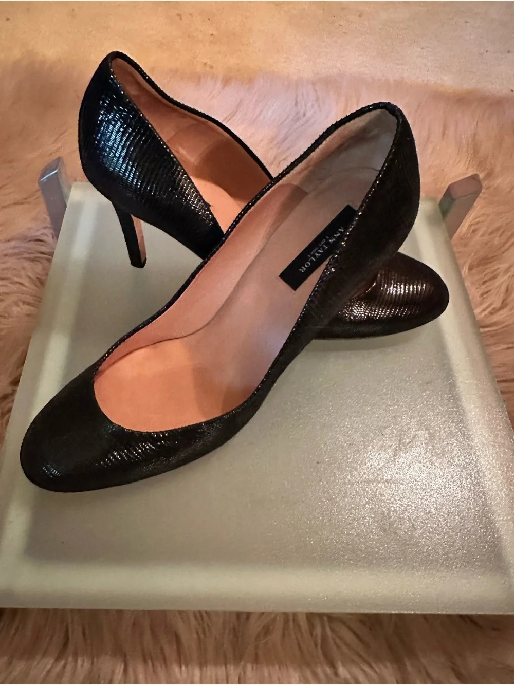 Ann Taylor Black Textured Leather High Heel Pumps